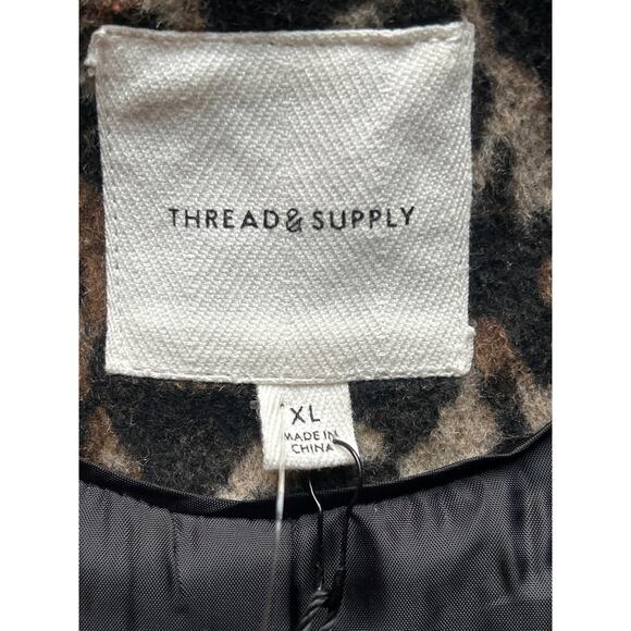 Thread & Supply Women’s Coat Animal Print Size XL Soft Wool Blend Pockets NWT - Picture 9 of 12